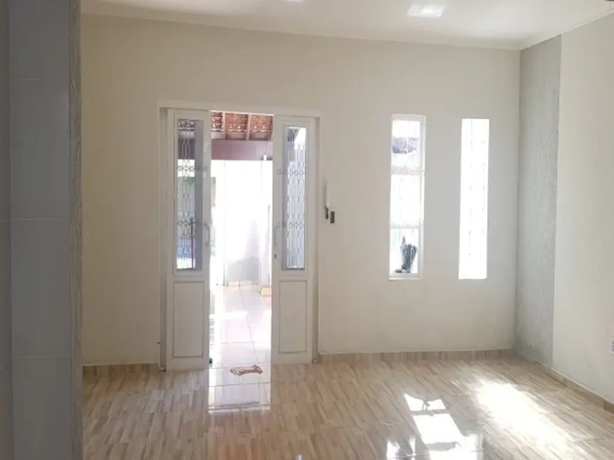 Foto 1 de Casa com 3 quartos à venda, 175m2 em Parque Residencial Nova Canaã, Mogi Guacu - SP