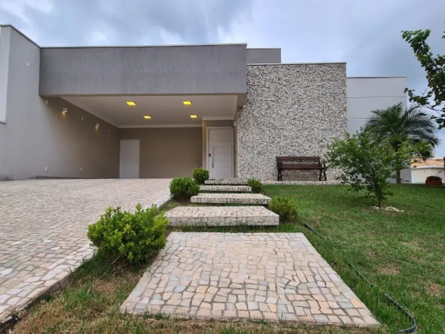 Foto 1 de Casa com 3 quartos à venda, 175m2 em Residencial Portal do Lago, Mogi Mirim - SP