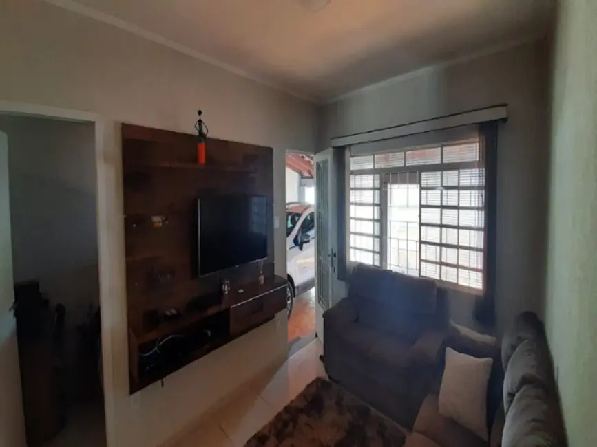 Foto 1 de Casa com 3 quartos à venda, 160m2 em Jardim Ipê II, Mogi Guacu - SP