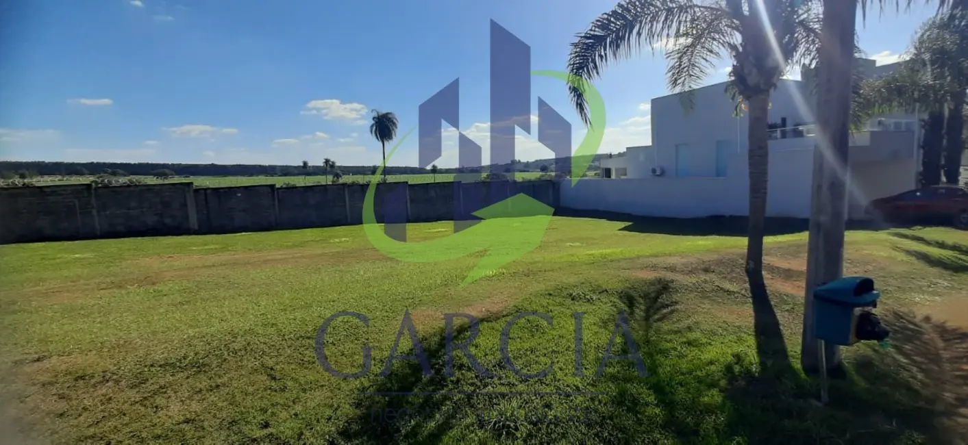 Foto 1 de Terreno / Lote à venda, 317m2 em Estiva Gerbi - SP