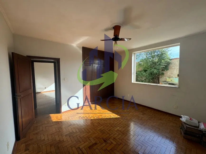 Foto 2 de Casa com 3 quartos para alugar, 290m2 em Loteamento Morro de Ouro, Mogi Guacu - SP