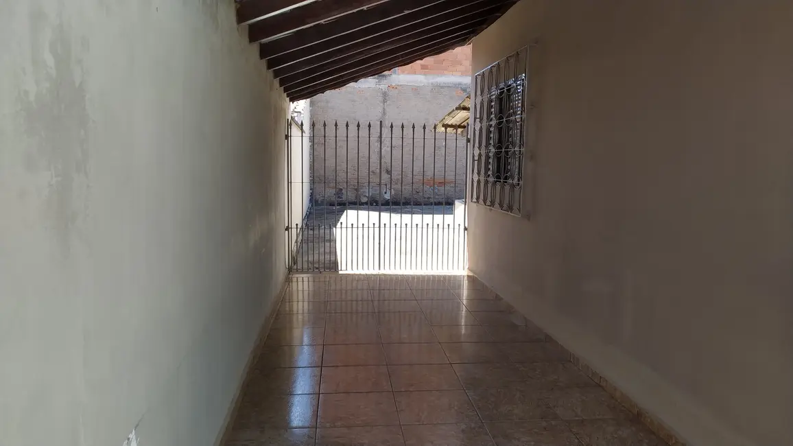 Foto 2 de Casa com 2 quartos à venda, 70m2 em Jardim Ipê V, Mogi Guacu - SP