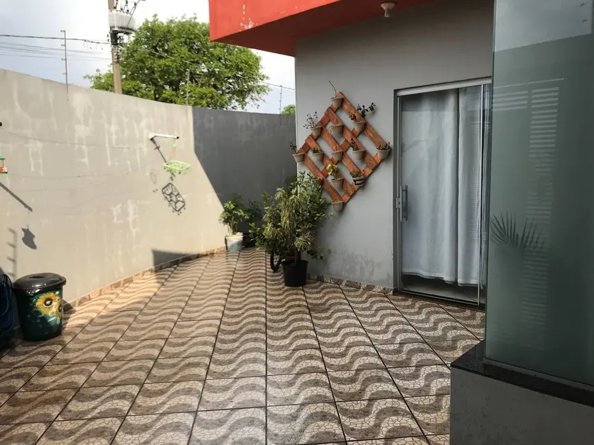 Foto 2 de Casa com 4 quartos à venda, 152m2 em Jardim Santa Cruz, Mogi Guacu - SP