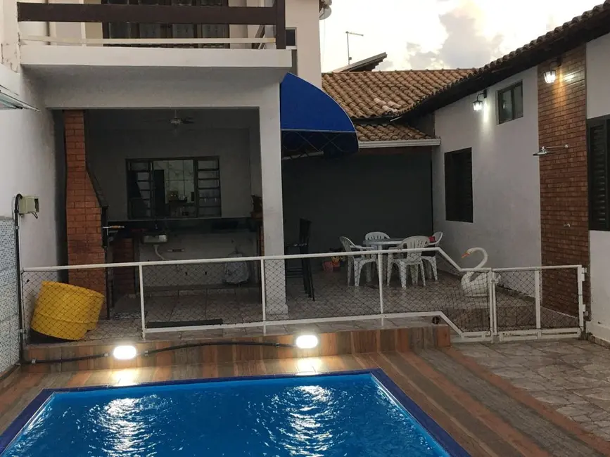 Foto 1 de Casa com 3 quartos à venda, 173m2 em Jardim Pansani, Mogi Guacu - SP