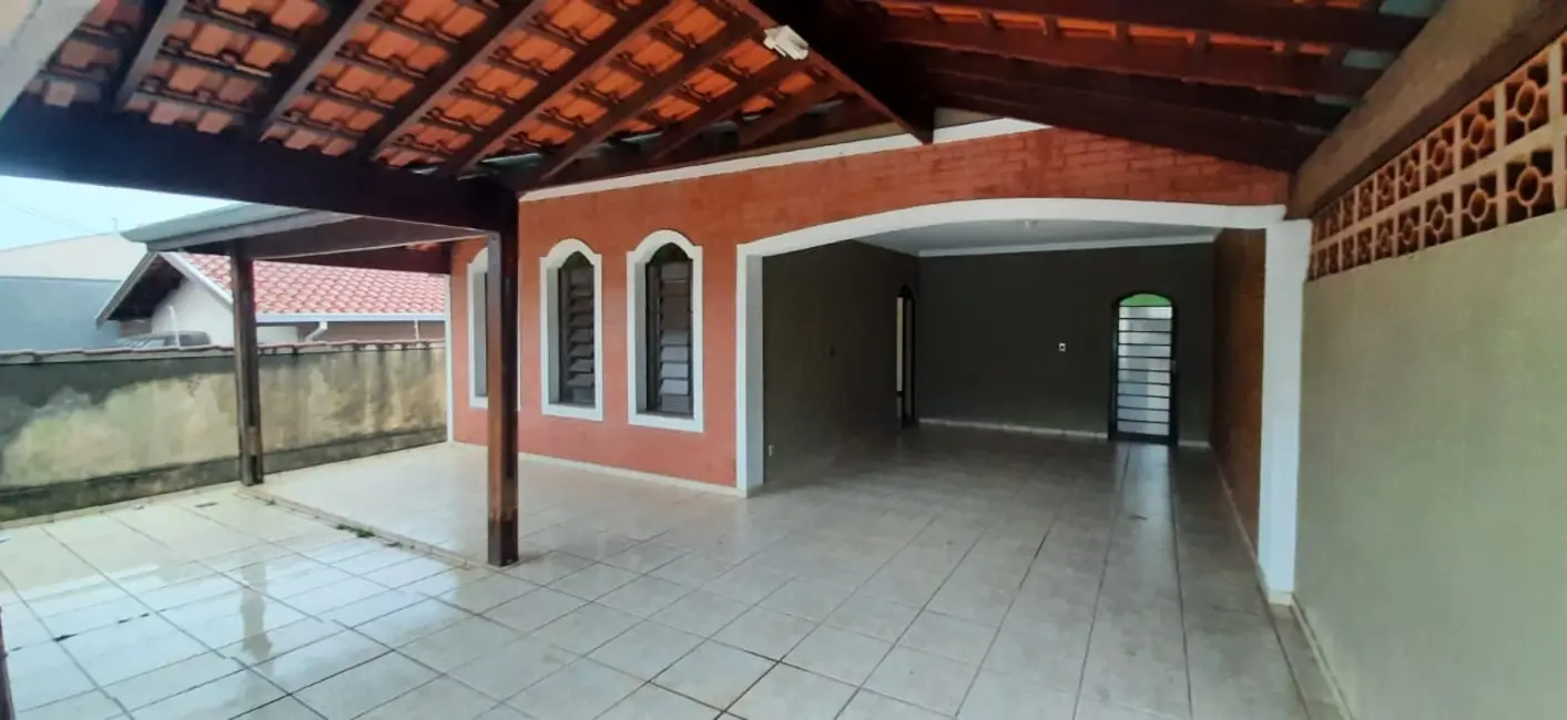 Foto 1 de Casa com 5 quartos à venda, 200m2 em Loteamento Parque Itacolomi, Mogi Guacu - SP