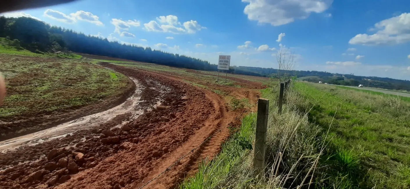 Foto 2 de Terreno / Lote à venda, 160m2 em Mogi Guacu - SP