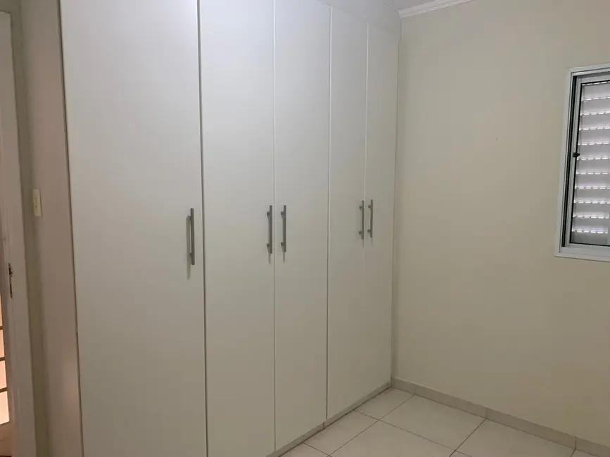 Casa com 3 quartos para alugar, 110m2 em Parque Cidade Nova, Mogi Guacu - SP - imagem 4 Foto 4 de Casa com 3 quartos para alugar, 110m2 em Parque Cidade Nova, Mogi Guacu - SP