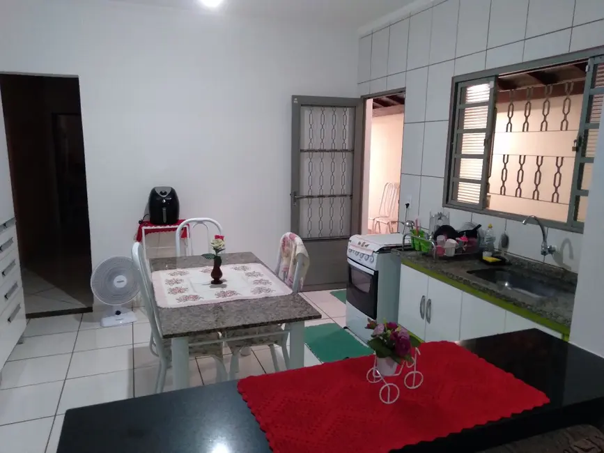 Foto 1 de Casa com 2 quartos à venda, 60m2 em Jardim Novo II, Mogi Guacu - SP