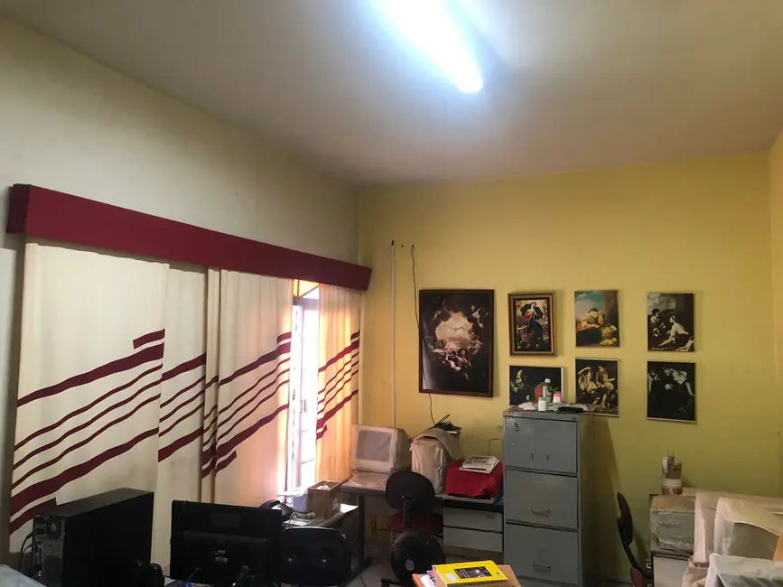 Foto 1 de Sala Comercial para alugar, 24m2 em Centro, Estiva Gerbi - SP