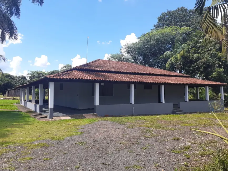 Foto 1 de Casa com 3 quartos à venda, 200m2 em Área Rural de Mogi Guaçu, Mogi Guacu - SP