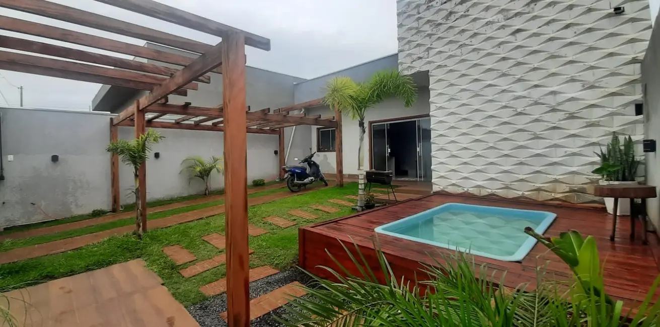Foto 1 de Casa com 2 quartos à venda, 86m2 em Estiva Gerbi - SP