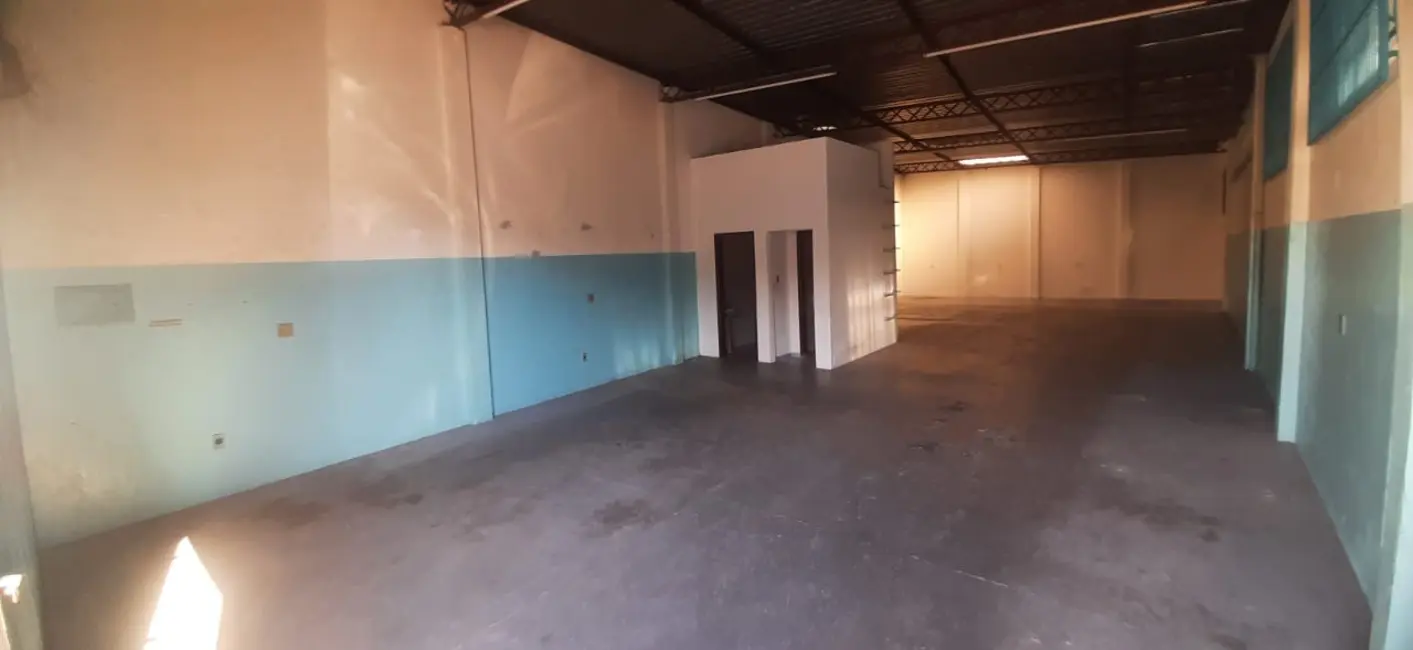 Foto 1 de Sala Comercial para alugar, 180m2 em Vila Pinheiro, Mogi Guacu - SP
