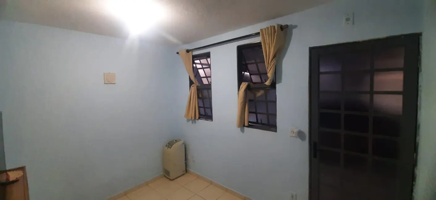 Foto 2 de Casa com 2 quartos à venda, 42m2 em Estiva Gerbi - SP