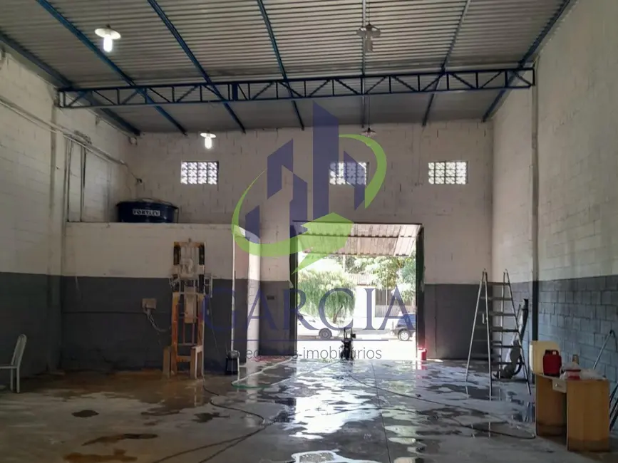 Foto 2 de Armazém / Galpão à venda, 272m2 em Mogi Guacu - SP