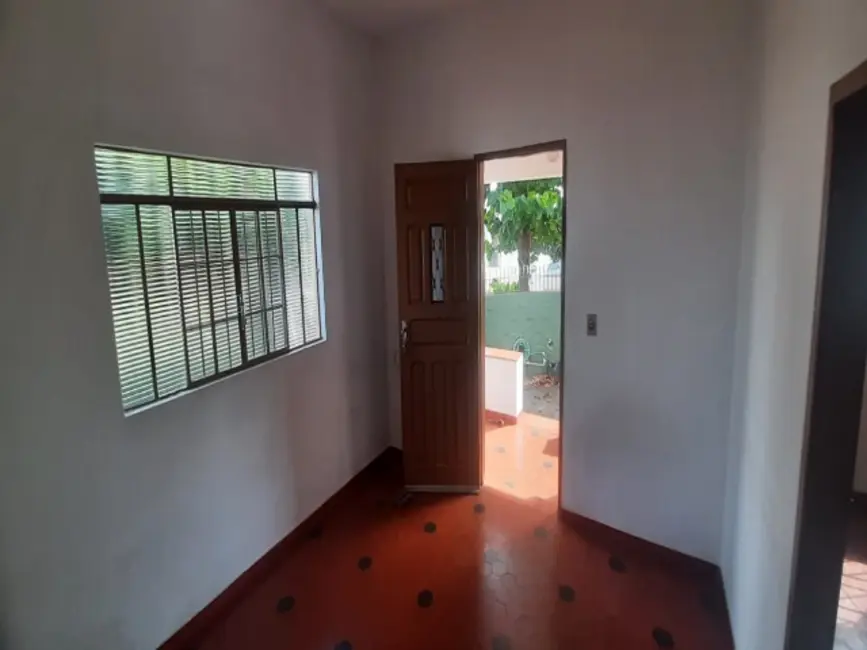 Foto 1 de Casa com 3 quartos à venda, 127m2 em Jardim Centenário, Mogi Guacu - SP