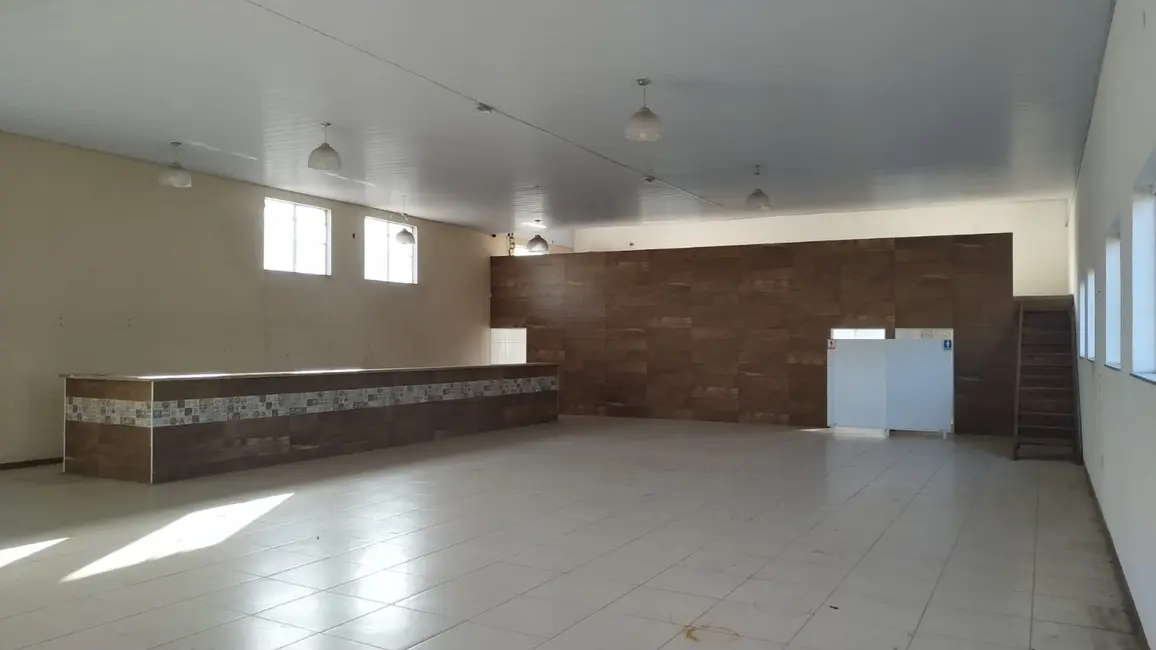 Foto 1 de Armazém / Galpão à venda, 750m2 em Estiva Gerbi - SP