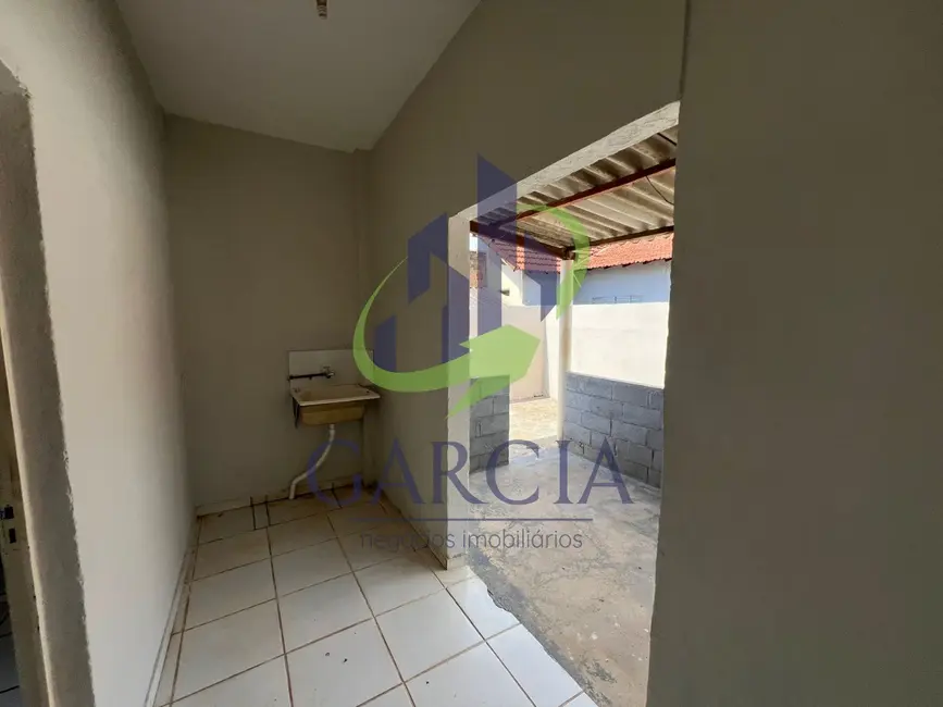 Casa com 2 quartos para alugar, 80m2 em Jardim Santo Antônio, Mogi Guacu - SP - imagem 6 Foto 6 de Casa com 2 quartos para alugar, 80m2 em Jardim Santo Antônio, Mogi Guacu - SP
