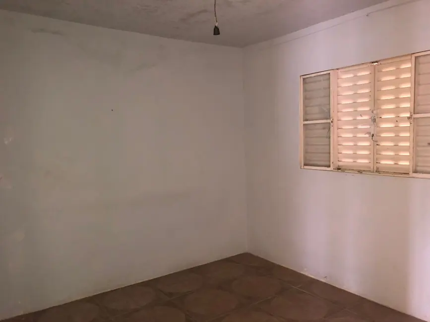 Foto 2 de Casa com 3 quartos à venda, 120m2 em Jardim Ipê II, Mogi Guacu - SP