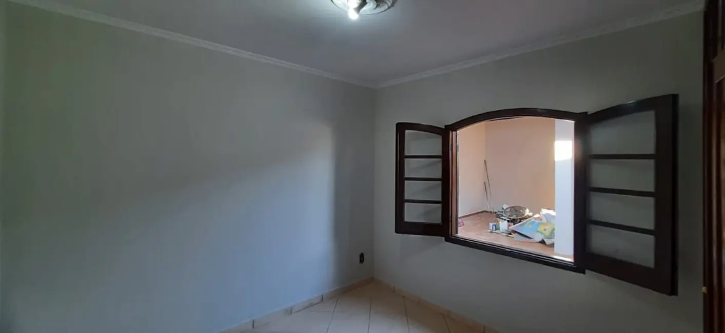 Foto 8 de Casa com 4 quartos para alugar, 218m2 em Jardim Centenário, Mogi Guacu - SP