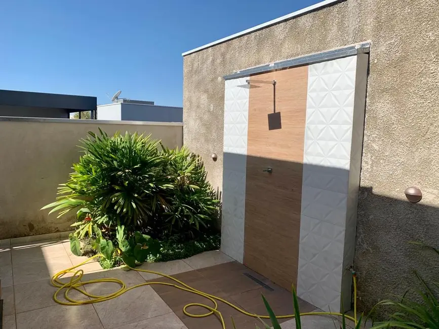 Foto 3 de Casa de Condomínio com 3 quartos à venda, 213m2 em Mogi Guacu - SP