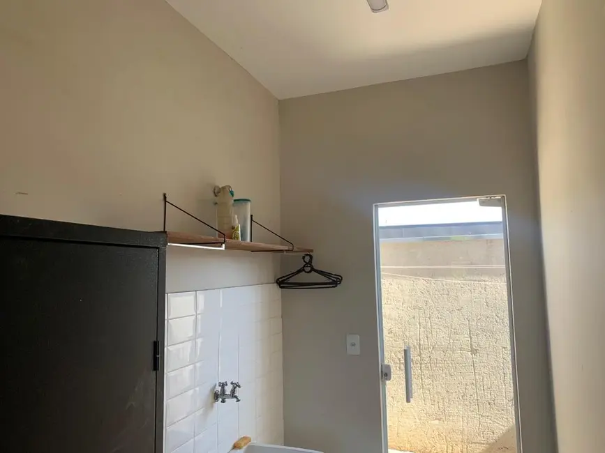 Foto 2 de Casa de Condomínio com 3 quartos à venda, 213m2 em Mogi Guacu - SP