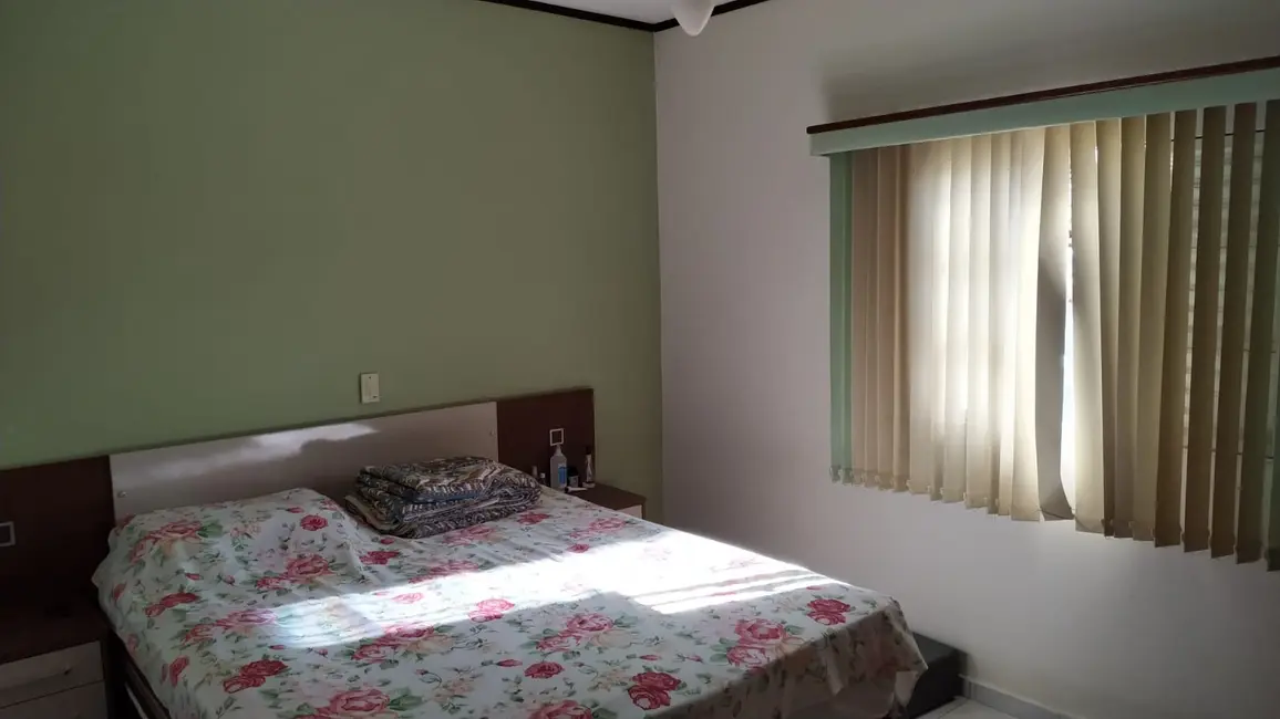 Casa com 3 quartos para alugar, 177m2 em Jardim Bandeirantes, Mogi Guacu - SP - imagem 9 Foto 9 de Casa com 3 quartos para alugar, 177m2 em Jardim Bandeirantes, Mogi Guacu - SP