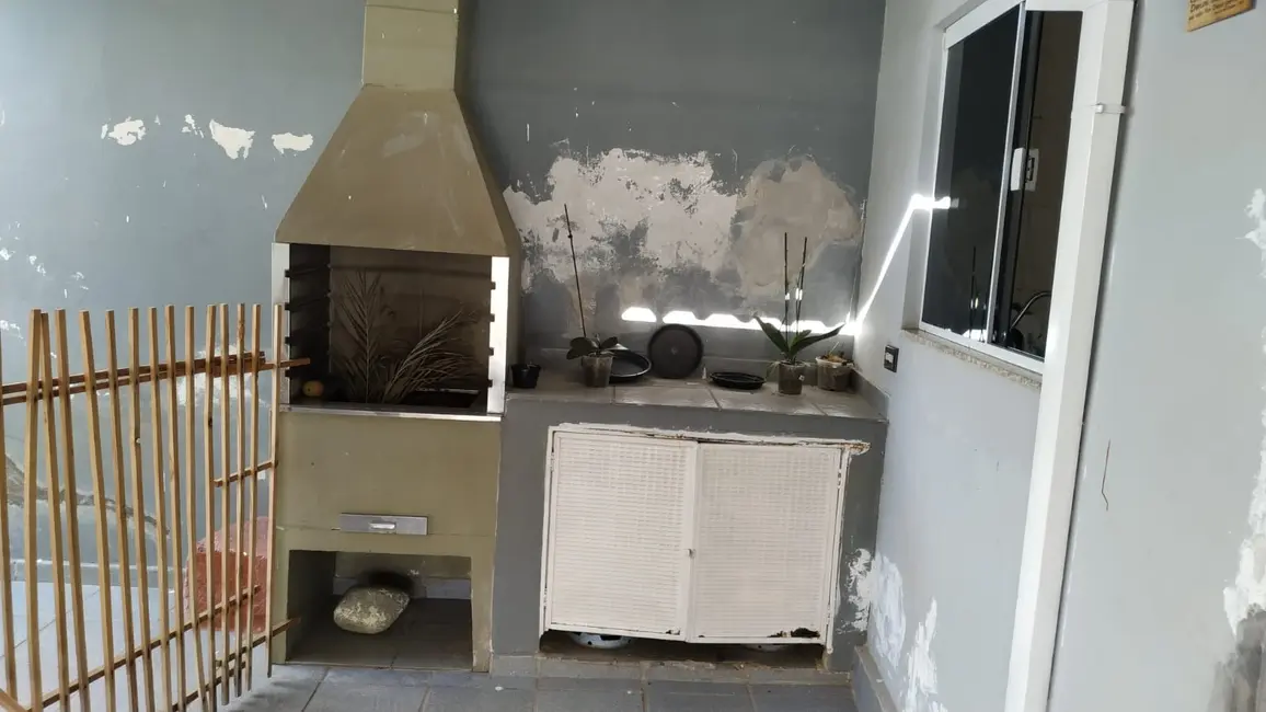 Casa com 3 quartos para alugar, 177m2 em Jardim Bandeirantes, Mogi Guacu - SP - imagem 8 Foto 8 de Casa com 3 quartos para alugar, 177m2 em Jardim Bandeirantes, Mogi Guacu - SP