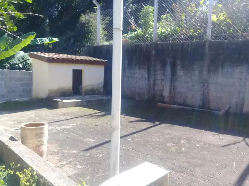 Foto 2 de Casa com 2 quartos à venda, 300m2 em Aguas De Lindoia - SP