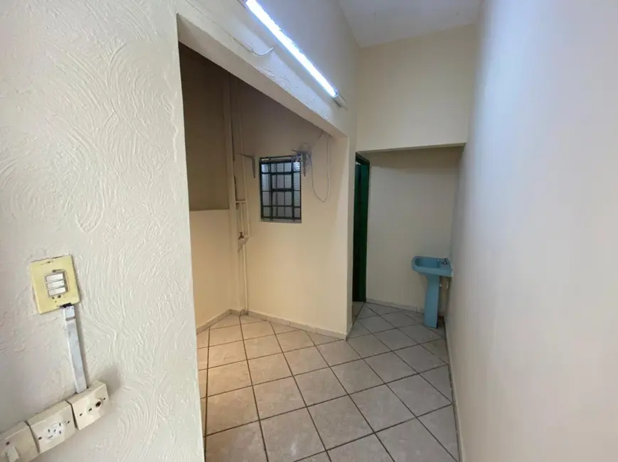 Sala Comercial para alugar, 40m2 em Centro, Mogi Guacu - SP - imagem 4 Foto 4 de Sala Comercial para alugar, 40m2 em Centro, Mogi Guacu - SP