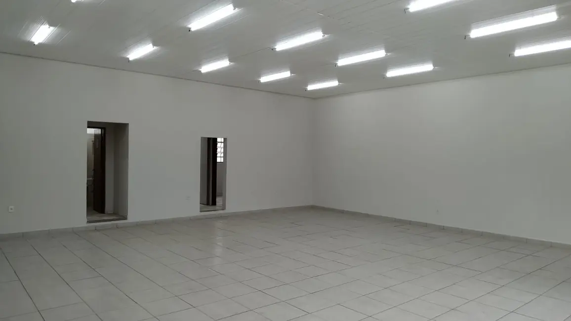 Foto 1 de Sala Comercial à venda, 140m2 em Jardim Ipê IV, Mogi Guacu - SP