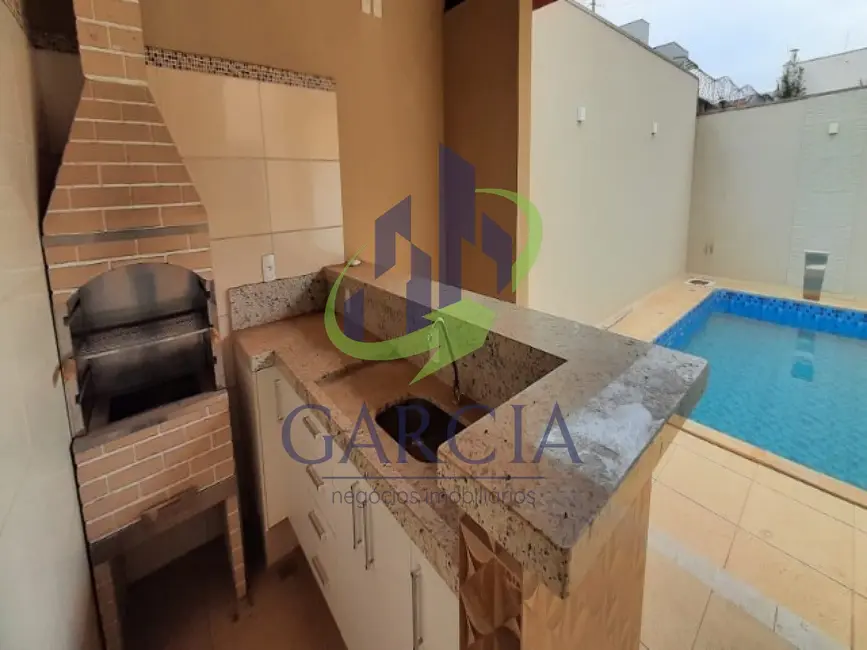 Foto 1 de Casa com 3 quartos à venda, 175m2 em Estiva Gerbi - SP