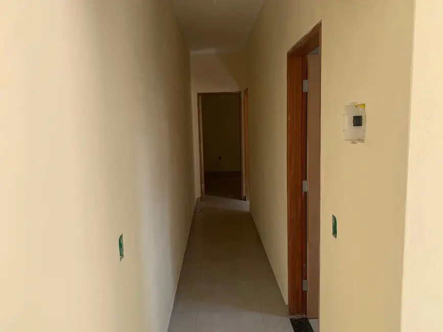 Foto 3 de Casa com 2 quartos para alugar, 65m2 em Jardim Santa Cruz, Mogi Guacu - SP