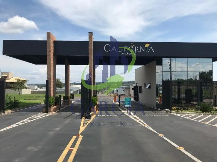 Foto 1 de Terreno / Lote à venda, 363m2 em Estiva Gerbi, SP