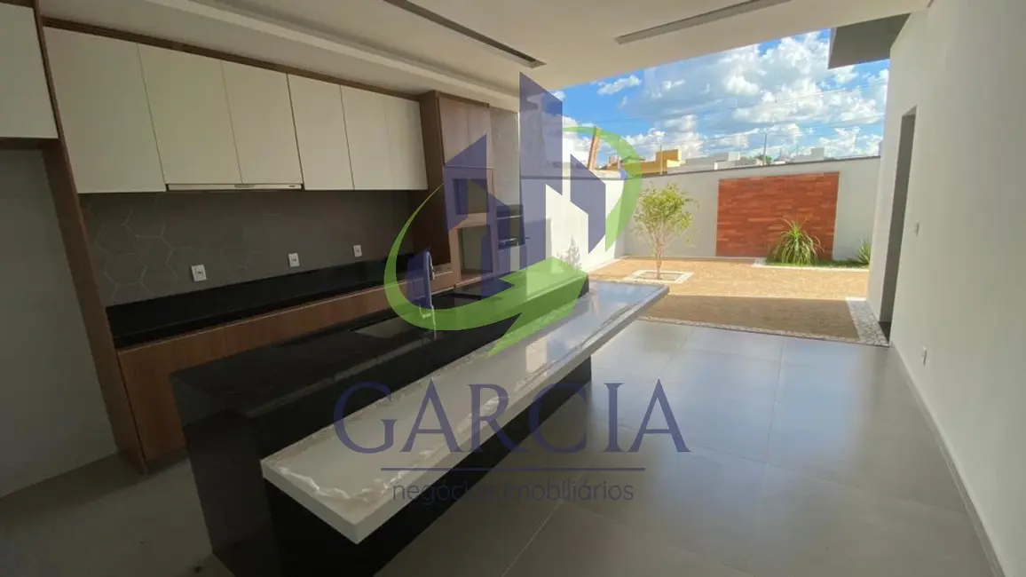 Foto 1 de Casa com 3 quartos à venda e para alugar, 197m2 em Estiva Gerbi - SP