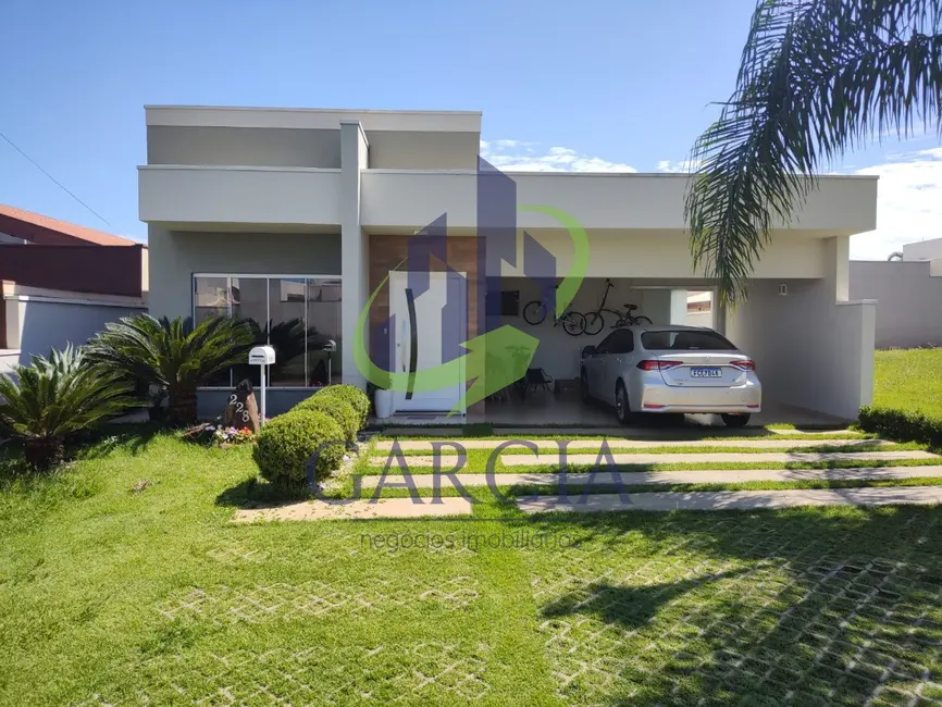 Foto 1 de Casa com 3 quartos à venda, 196m2 em Estiva Gerbi - SP