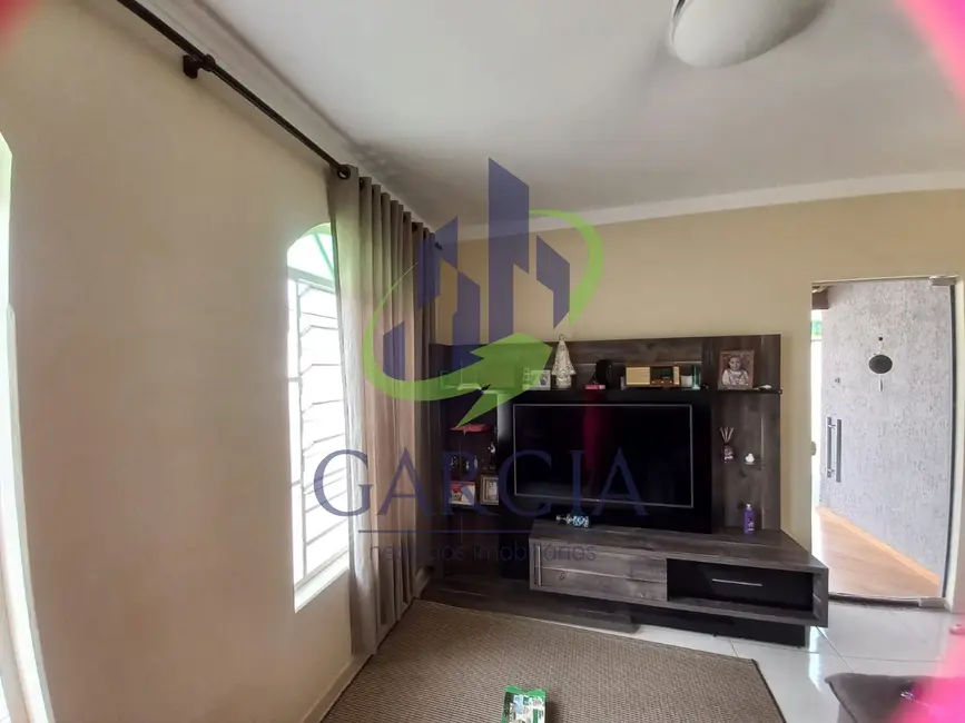 Foto 1 de Casa com 2 quartos à venda, 128m2 em Vila Ricci, Mogi Guacu - SP