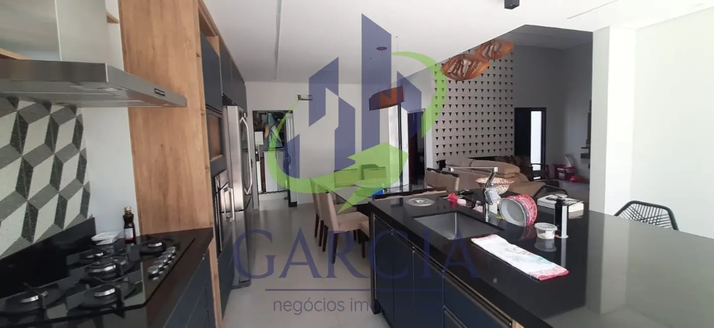 Foto 4 de Casa com 3 quartos à venda, 172m2 em Estiva Gerbi - SP