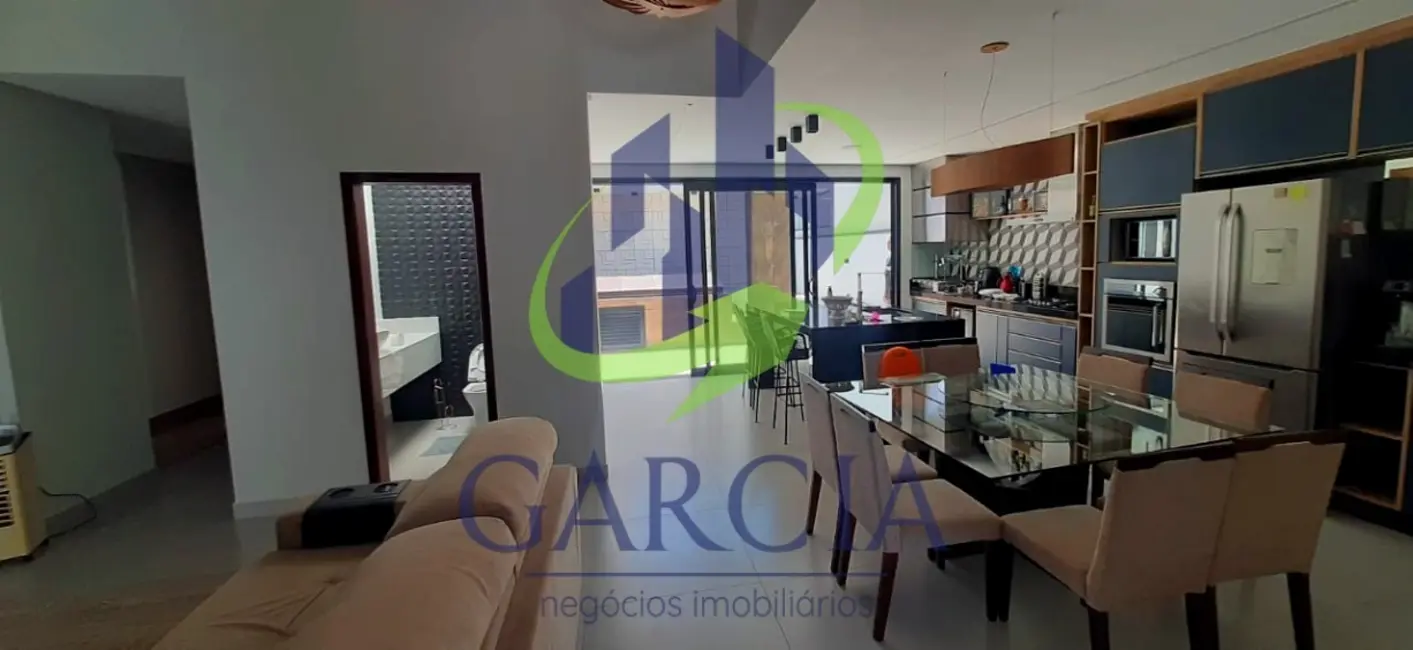 Foto 3 de Casa com 3 quartos à venda, 172m2 em Estiva Gerbi - SP