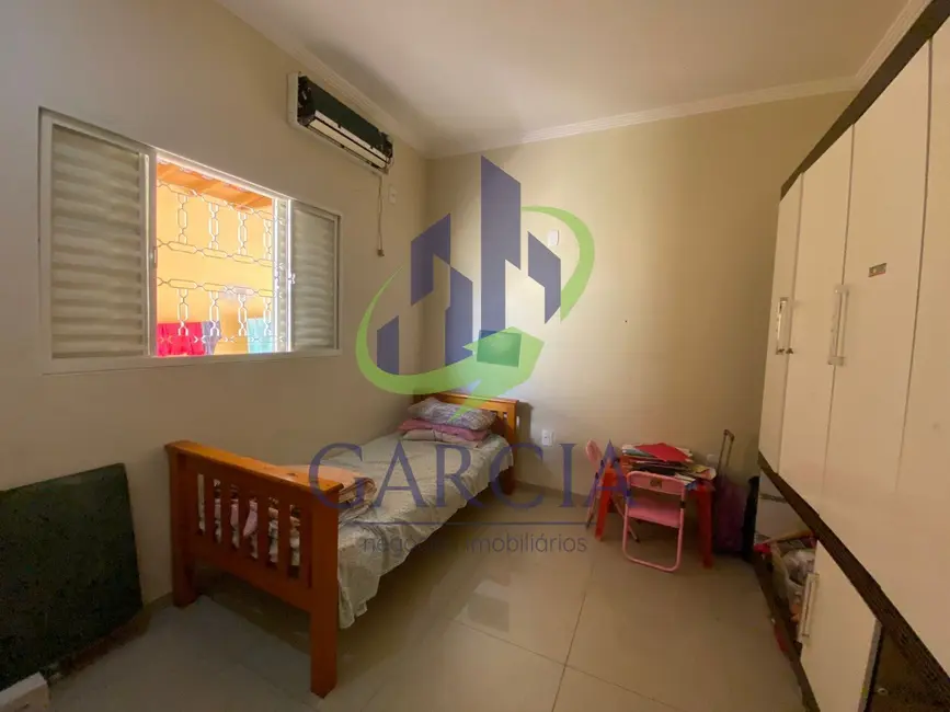 Foto 5 de Casa com 3 quartos à venda, 177m2 em Jardim Santo Antônio, Mogi Guacu - SP