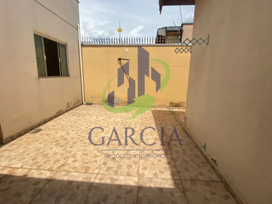 Foto 4 de Casa com 3 quartos à venda, 177m2 em Jardim Santo Antônio, Mogi Guacu - SP