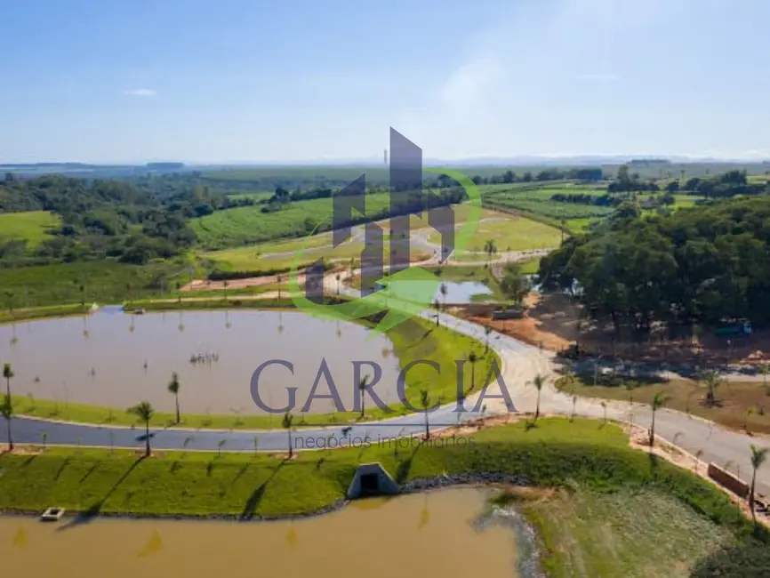 Foto 1 de Terreno / Lote à venda, 335m2 em Mogi Mirim - SP