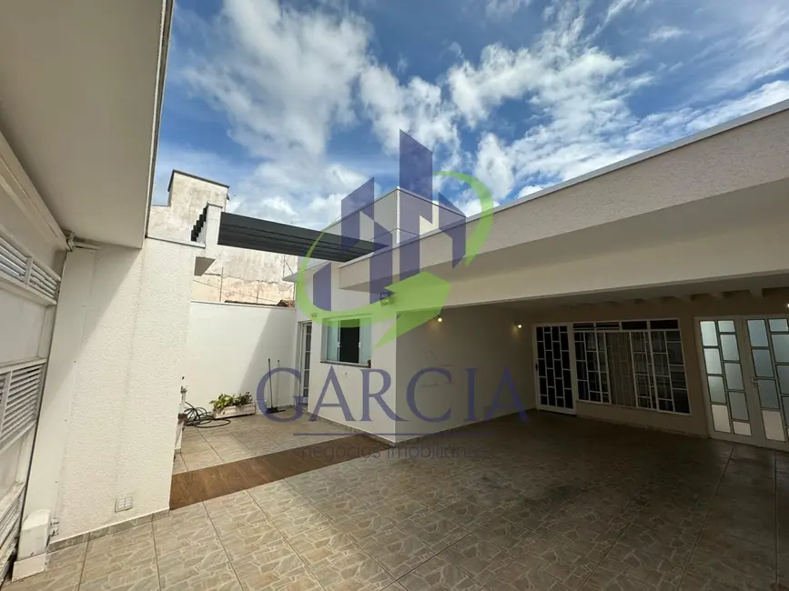 Foto 2 de Casa com 7 quartos à venda, 251m2 em Vila São Carlos, Mogi Guacu - SP