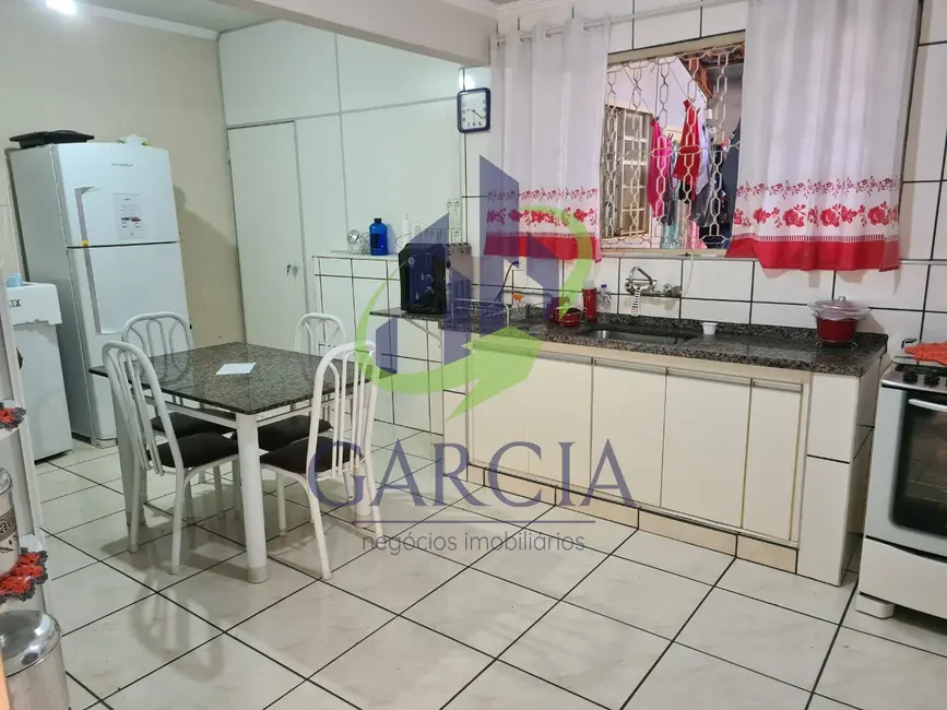 Foto 3 de Casa com 3 quartos à venda, 110m2 em Jardim Chaparral, Mogi Guacu - SP