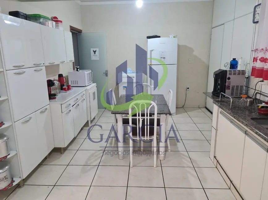 Foto 4 de Casa com 3 quartos à venda, 110m2 em Jardim Chaparral, Mogi Guacu - SP