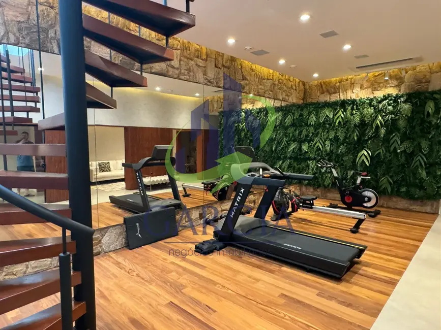 Foto 1 de Casa com 3 quartos à venda, 210m2 em Residencial Village da Serra, Mogi Guacu - SP