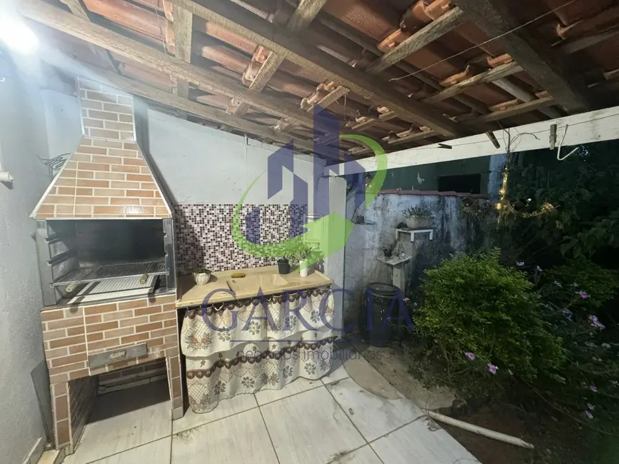 Foto 2 de Casa com 3 quartos à venda, 152m2 em Centro, Estiva Gerbi - SP