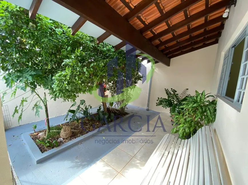 Foto 2 de Casa com 3 quartos para alugar, 170m2 em Loteamento Parque Real Guaçu, Mogi Guacu - SP