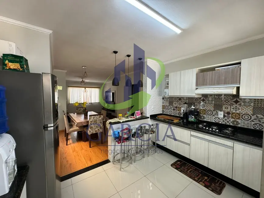 Foto 5 de Casa com 3 quartos à venda, 197m2 em Jardim Hermínio Bueno, Mogi Guacu - SP