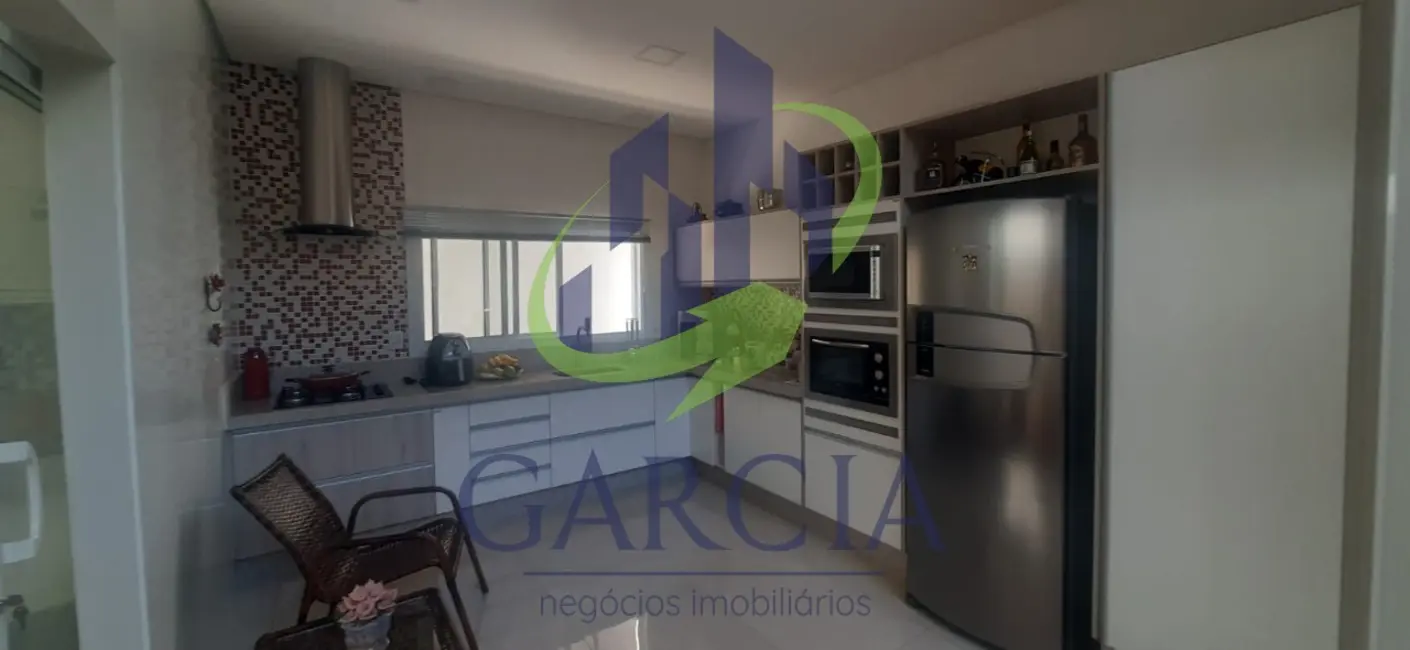 Foto 5 de Casa com 4 quartos à venda, 186m2 em Mogi Guacu - SP