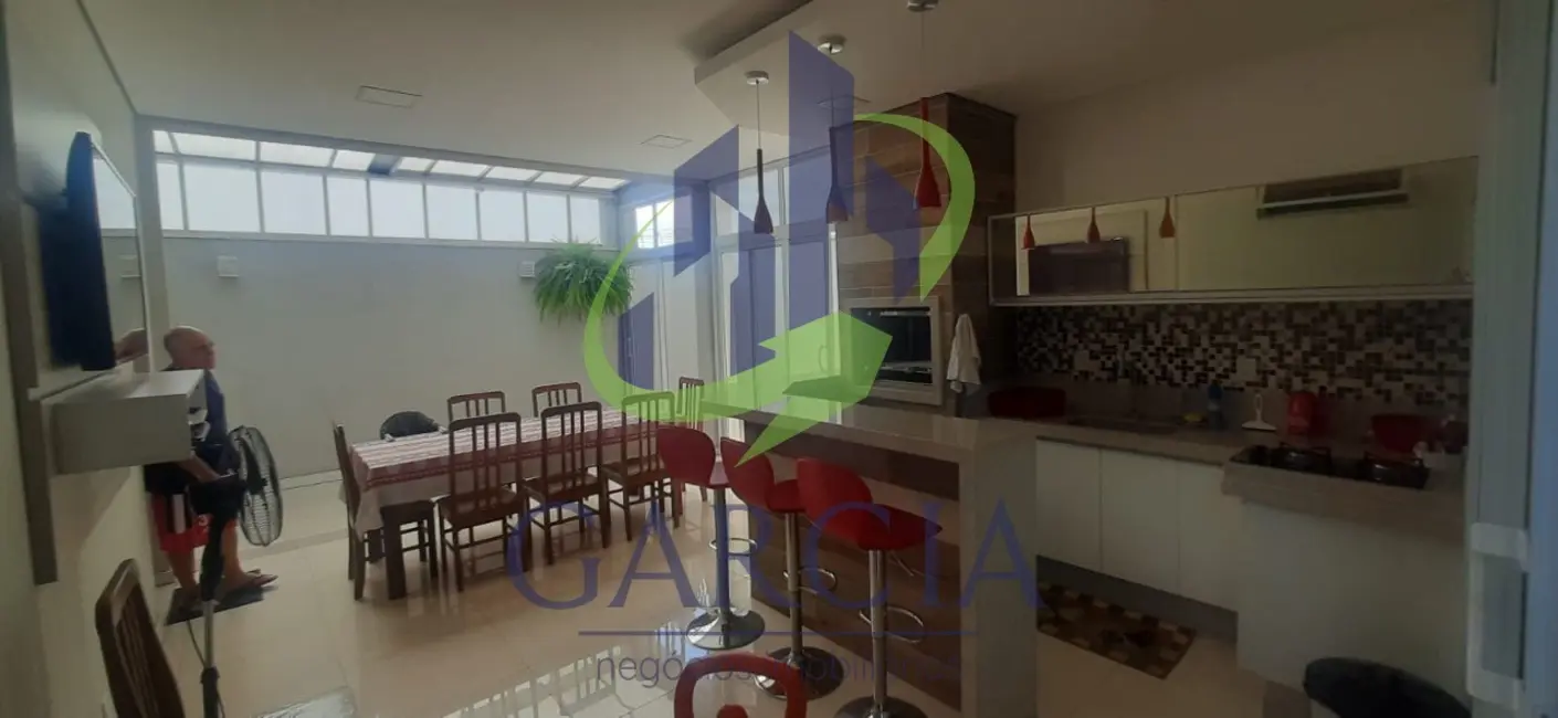 Foto 6 de Casa com 4 quartos à venda, 186m2 em Mogi Guacu - SP